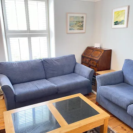 Holiday home 37 Trenwith Place, Charming Family & Garden!